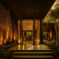 Tropical Architecture: Navigating the Art of Casual Luxury - Lie Alonso Dynasty