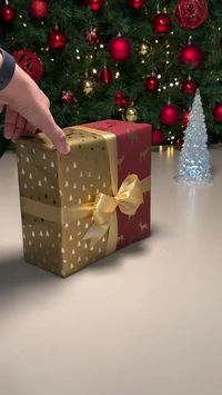 Unique ways to wrap presents using ribbons, greenery, kraft paper, and more. Perfect for adding that extra touch of holiday magic under the tree!@stulix_ #giftwrappingideas #giftideasforher #wrappinggifts