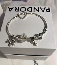 #pandora #pandoracharmbracelets #pandora_hearts #cute #heart #bracelet #braceletsforwomen #silver #coquette