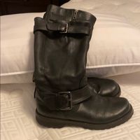 Gentle Soul Boot. Super Soft. Inside Zipper. Slouchy Style. Similar In Looks To Frye Veronica Short Boot