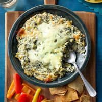 Hot Spinach Artichoke Dip