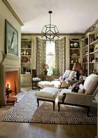 22 Gorgeous Small Keeping Room with Fireplace Ideas For More Fun Live  #smallrooms #fireplace #fireplaceideas