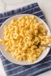 Simple Macaroni and Cheese Recipe | A Delicious One-Pot Favorite!