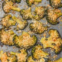 Smashed Broccoli Recipe - The Dinner Bite