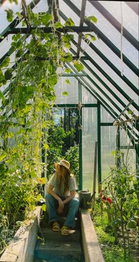 Greenhouse photoshoot. Фотосессия в теплице.