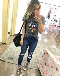 33 Comfy Jeans Outfits You Will Definitely Want to Try #jeanoutfits #jeansforwomen #denimjacket » Animebgx.net