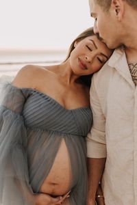 Golden Hour / Sunset Maternity Photos on the Beach - The Leon's - Sabrina Lynn Photo