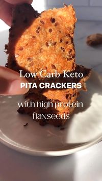 HIGH PROTEIN + LOW CARB CRACKERS Made with almond flour & flax seeds, these are an easy, healthy, keto-friendly snack for busy days ahead 🫶🏼 Recipe 🤍 https://northsouthblonde.com/keto-pita-chip-flax-seed-crackers/ #healthysnacks #lowcarbsnacks #lowcarb #highprotein #keto #crackers #pitachips #healthyrecipeshare #healthyeats #ketomom #ketofoodblogger #foodblogeats #cleaneats #cleaneatingrecipe #protein #omega3s #healthyfats #lowcarbrecipes