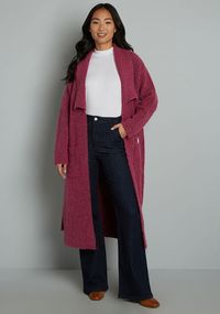 So plush and actually quite stylish, this robe coat will make you welcome chilly weather with open arms! Designed with an oversize fit in mind, the coat works more like a blanket you can wear in public.