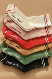 Stay fly all year long in these calf-length sports socks. Pair with sneakers or sliders. Details  85% Cotton, 13% Polyester, 2% Spandex One size fits most Made in Korea Raw cotton is farmed in India and the cotton yarns are fully milled and manufactured in South Korea