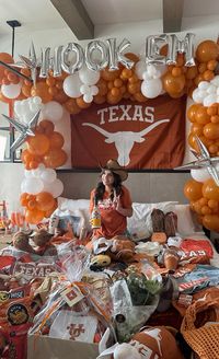 #bedparty #college #utaustin #longhorns #ut #beddecoration