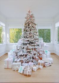 60+ Stunning Christmas Tree Ideas - Best Christmas Tree Decorations