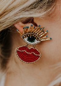 "Speak & Spy" Eye/Lip Beaded Statement Earrings – Adorabelles