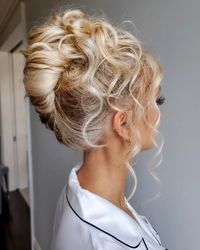 French twist hairstyle ideas will always look fashionable and chic plus you can try them out for any event. They are versatile and elegant, often worn...