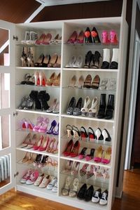 turn a cheap bookshelf into a shoe rack. WILLL DO :)