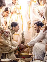 18 Ideas To Steal from Deepika & Ranveer's Wedding! Indian wedding #indianwedding #indianjewellery #weddingphotography