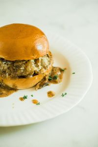 Salisbury Steak Burger w/ Gravy - Tiffani Thiessen