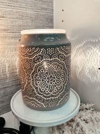 Scentsy Fall 2022 Catalog - Aziza warmer