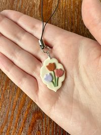 Cute keychains, clay keychains, polymer clay accessories, handmade keychains, clay flowers, cute accessories, polymer clay chamrms