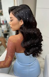 Glam waves