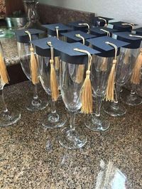 Looking for graduation party decor inspo? In this post I will show you the most trendy graduation party decor ideas! sharing cute ideas for graduation table, grad sign ideas, how to decorate the table for cards and gifts, and the best inspo for your graduation food and desert table! Also sharing some budget-friendly decor ideas that will make your graduation party extra special.