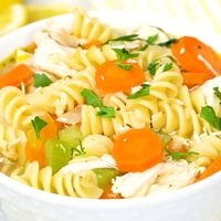 Loaded with good-for-you ingredients and full of flavor and comfort – I absolutely cannot wait to share this copycat Panera Bread chicken noodle soup with all of you! #chicken #noodles #soup #dinner #copycat