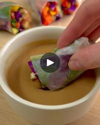 3.2M views · 4K reactions | No-waste peanut butter sauce | 🙅‍ Don't throw away your empty peanut butter jar! | By LADbible Australia | Facebook