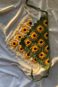 Sunflower Crochet Bandana Hair Scarf, Daisy Hair Kerchief, Crochet Hair Accessory | %100 cotton, white bandana with sunflowers 🌻 , Head Wrap Only hook is used ( no needle is used, because i think needle corrupts the authenticity. )