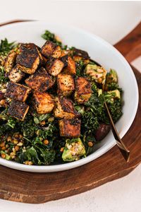 This recipe is healthy, vegan and diabetic friendly. If you're looking for a meatless protein option to include on your next dinner menu, consider this easy crispy tofu recipe that packs big flavour!