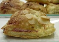 Chocolate and Almond Puffed Pastry