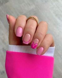 Top 17 Summer Nails Short Pink Ideas for 2024: Trendy & Chic Manicure Inspirations