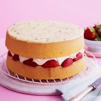 Sponge cake queen finalist Dawn's recipe | Women's Weekly Food