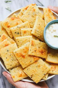 Low Carb Cheese Crackers - So good and crunchy, these epic crackers will change your snacking routine forever!