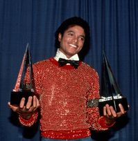 MJ attends the 8th American Music Awards on at the Shrine Auditorium in Los Angeles, California, the USA.