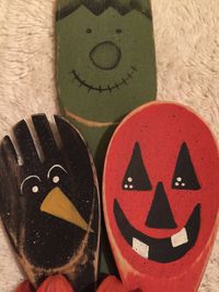 Halloween Wooden Spoons Fall Wooden by TheTwirlingFeathers on Etsy