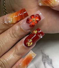 I meannn 🥹🌅🌺 inspired by: @goldenlukkss #slayedbyjayde 💅🏽 #nails #nailsofinstagram #CTnails #rhinestonenails #airbrushnails #chromenails… | Instagram