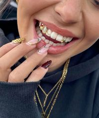 Tooth gems gold jeweled trendy nails gold chains