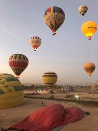 Air balloon; egypt; egypte; africa; afrika; vacation; vakantie; aswan; cairo; luxor; balloon; aesthetic; background; wallpaper; calm