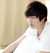 Lee Min Ho for "Innesfree"