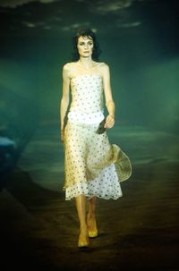 Olivier Theyskens Spring 2000 Ready-to-Wear Fashion Show Collection