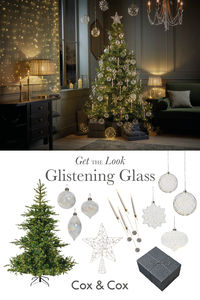 With a glittering array of clear glass and soft trailing lights, compose a look that will sparkle through Christmas and glow into the new year. Iridescent glass baubles, giant glass drops and traditional tree candles reflect against the soft pine with an array of warming lights for an exquisite Christmas atmosphere full of festive sparkle. 