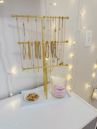 #roomdecorbedroom #jewlery #gold #roomdecorideas #coquette #pink #boujee #girly