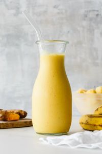 BEST Turmeric Smoothie - Downshiftology