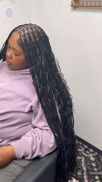 Braids by Bink in Arlington Tx💇🏽‍♀️ | EXTRA SMALL W BOHO BUTT KNOTLESS AND BOHO CURLED ENDS🩷 #arlington hairstylist #neatbraids #knotlessbraids #neatparts #slickfoundation… | Instagram