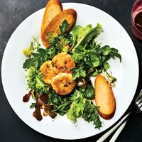 Baked Goat Cheese Salad