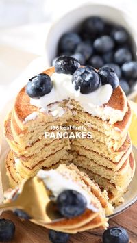 Tired of the same diet breakfast? Try these thick and fluffy Low Calorie Pancakes. With less than 200 calories for the entire stack, they’re a delicious way to start your day for fat loss. Plus, they’re quick and easy to whip up in just one bowl. No banana!