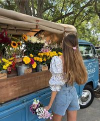 European vibes with my top from REVOLVE For Love & Lemons #fashion #styleblogger #flowers #revolve #fashionista #styleblogger #flowergirldress #summerstyle #denimstyle #flowerstagram #aesthetic #pinterestgirl