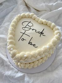 Bridal shower cake, vintage wedding , cake ideas