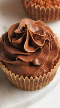 Need a dairy-free frosting? It doesn't get easier than this one! All you need is 2 ingredients to make this fast vegan chocolate frosting recipe.