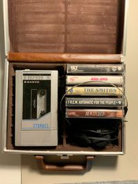 cassette tape sanyo cassette player the smoths laugey bewitched goddes tour cassatte storage breifcase neadphones retro CD player dowtown girl gringe aesthetic miffy binyl record player